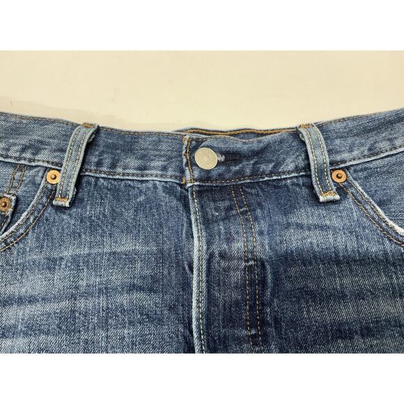 Levi's Womens 501 Jean Shorts Size 32 Medium Wash Denim Cut Off Style Button Fly - Picture 7 of 11